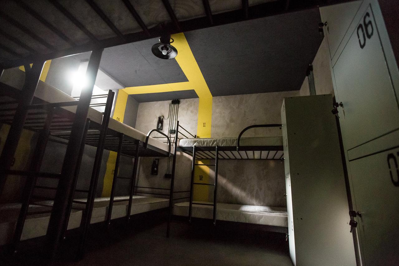 Hostel Lviv Loft Prison Exterior foto