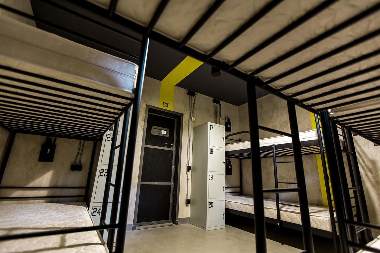 Hostel Lviv Loft Prison Exterior foto