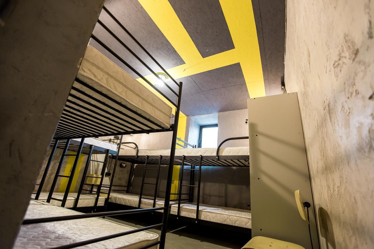 Hostel Lviv Loft Prison Exterior foto