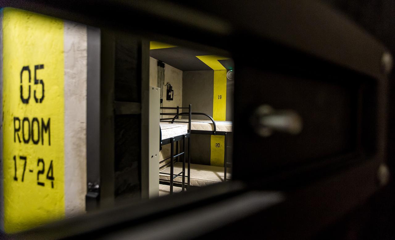 Hostel Lviv Loft Prison Exterior foto
